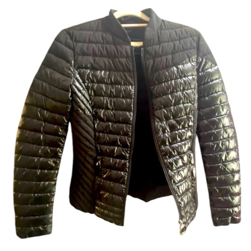 SOLD
GUESS brand
Women's SHINY *Vera* Puffer Jacket Black Sz Small technical - Picture 4 of 11